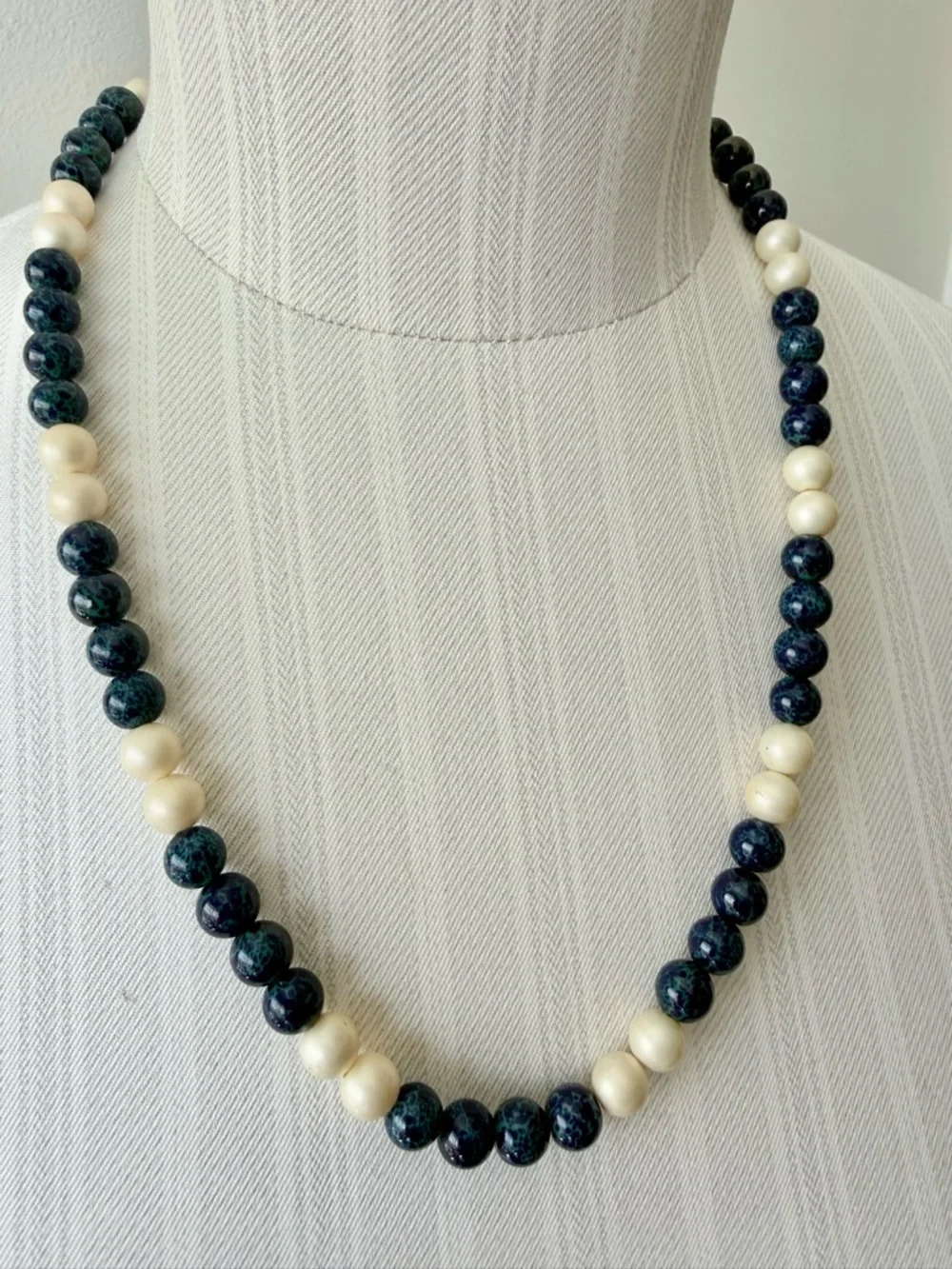 Vintage 1960’s Art Deco Style Art Glass & Faux Pearl Beaded Necklace 22”